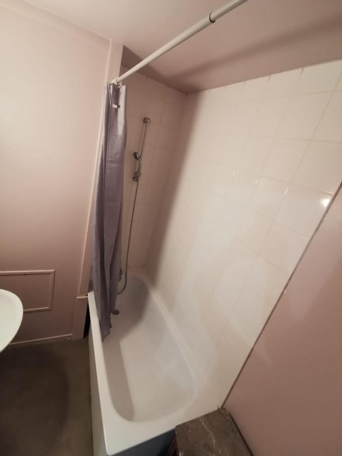 Logerthine Bezons Apartment Luaran gambar