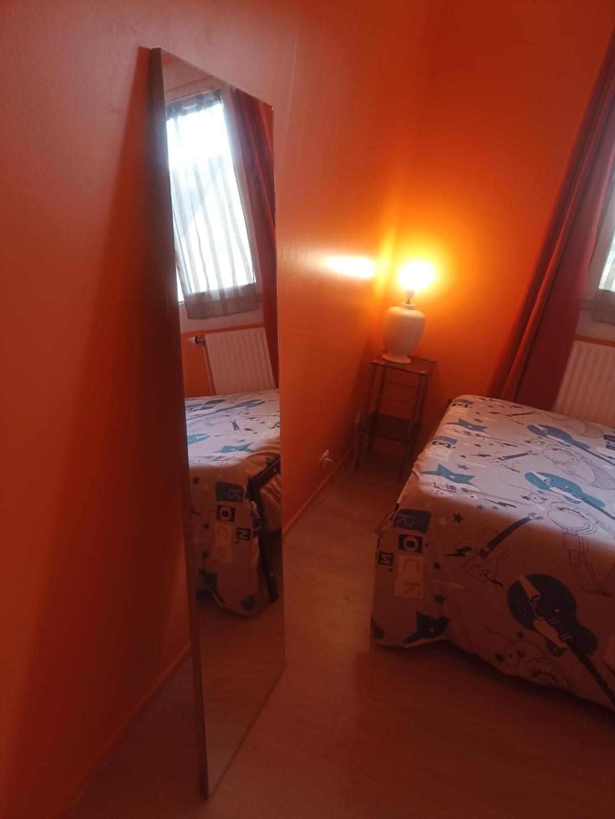 Logerthine Bezons Apartment Luaran gambar